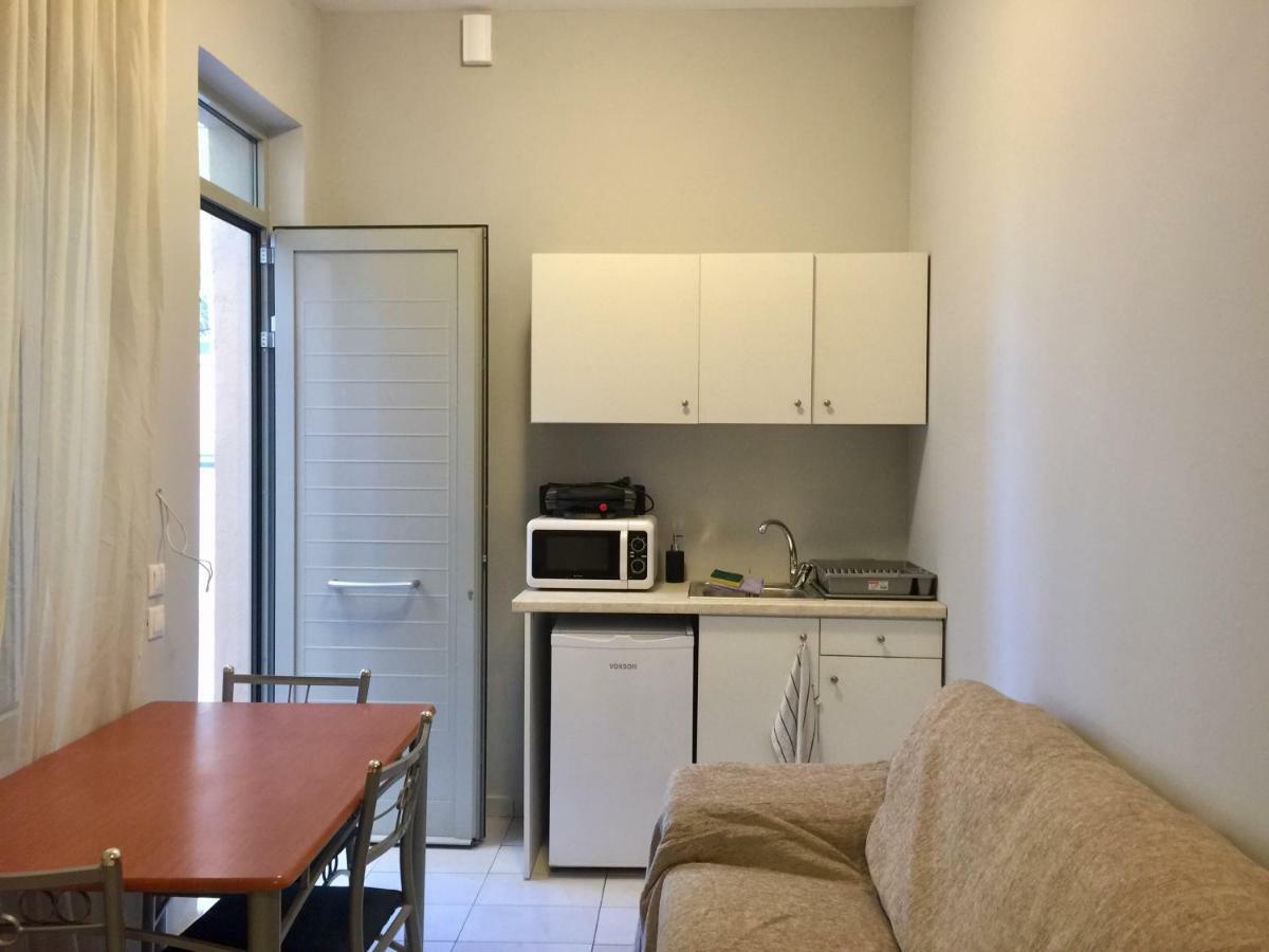 Holodek Apartments Sygrou Parking Atény Exteriér fotografie